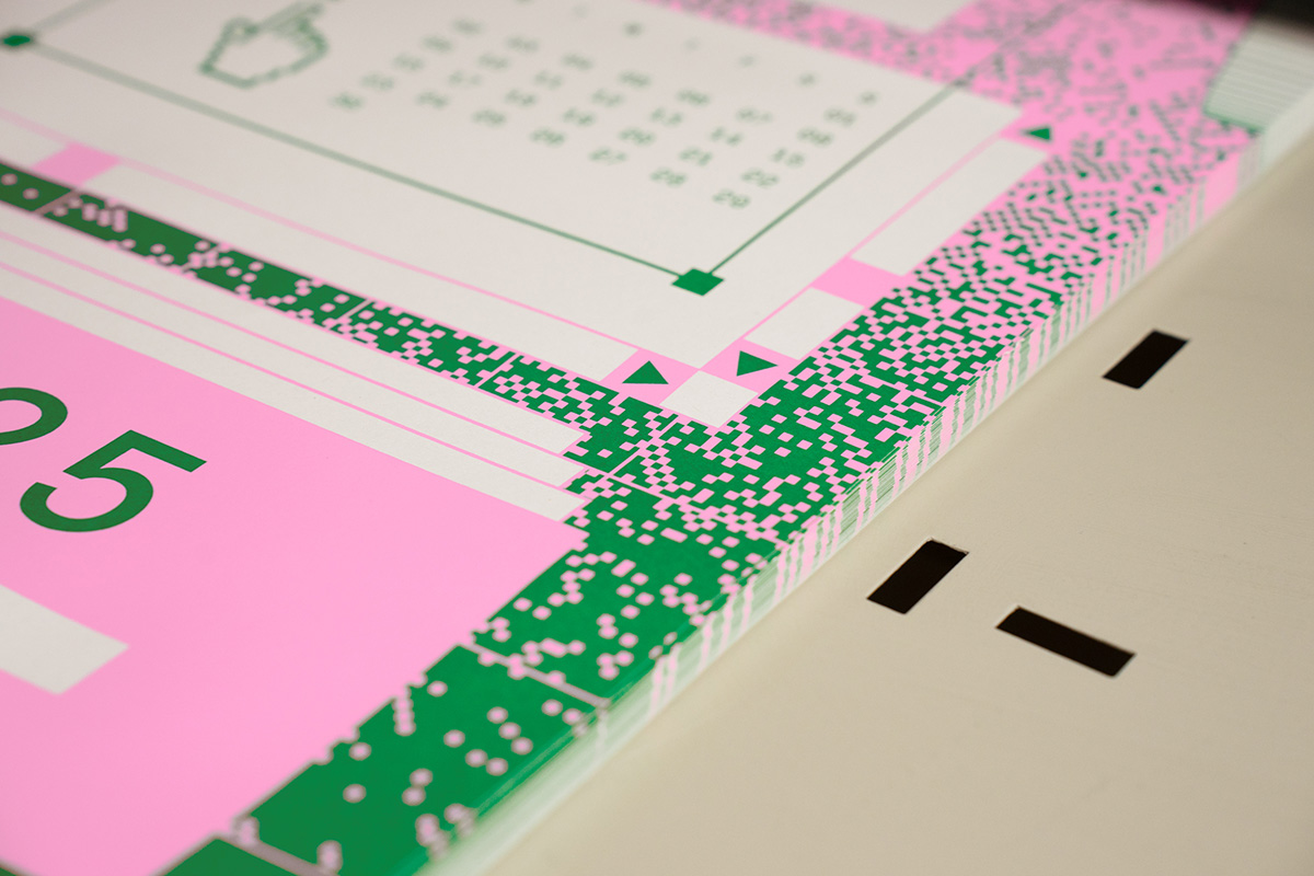 studio_upstruct limited screen print calendar with computer desktop graphics